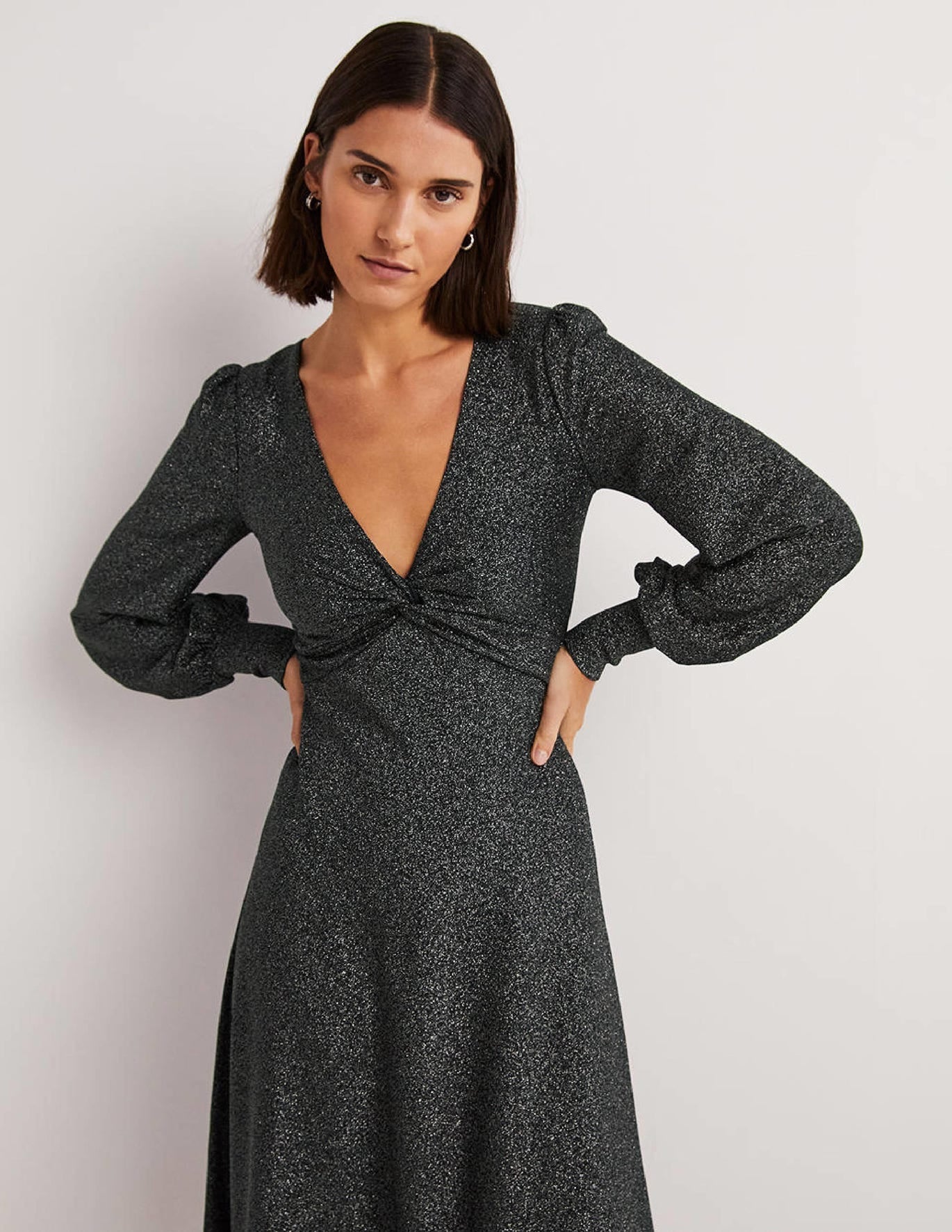 black-sparkle-metallic-jersey-midi-dress